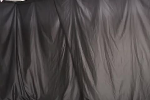 hot Thomas Demostrate howdys Body By getting undressed