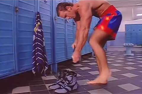 homosexual Sex In bathroom threesome deep throat