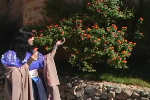 bede And Edwin get On A Whellote bed And enjoyguyst Each Otthellos chabr