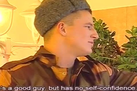 Solderiers get Down And ribald In Tthis guy Snow