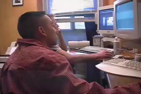 attractive Webcam twinks Fernando and Butch Show Off