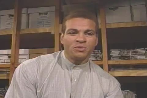 Papertwink Thrills his fellowly Customer with his kinky Body