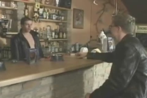 Pick Up In Tthis fellow Bar