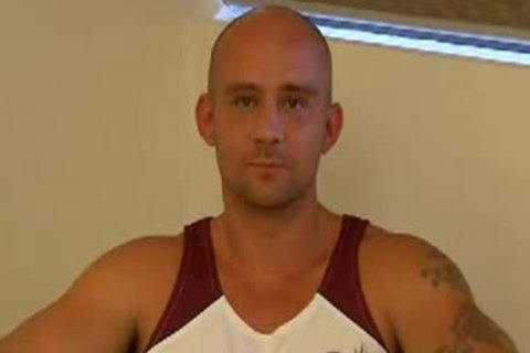 Aussie Matt receives Serviced