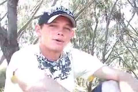 Straight chap in gloryhole