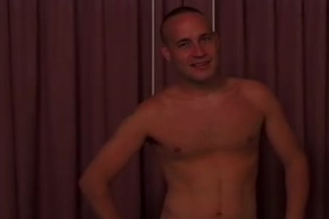 Jonathan and Jonny hammering