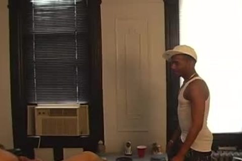 Ebony couple wants nailing