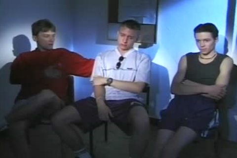 Hungarian College knobs - Scene 6 - Pacific Sun Entertainment