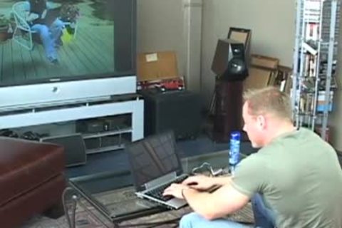 sleazy man beats of to homosexual porn video