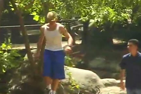 Sunny Delights - Scene 1