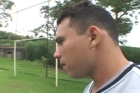 Latino athletes have stripedback trio o ...