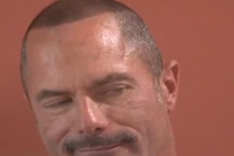 Kickin It! hardcore Muscle Daddy Bears