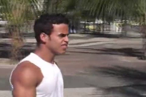 Gatos Brasileiros - filthy women at the Club