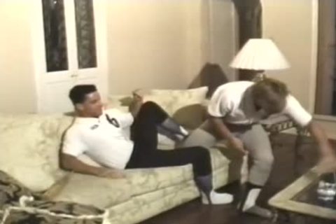 Hard pounding with muscle blond haired Bo Summers