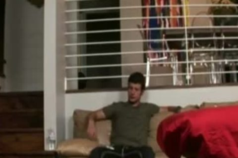 Soyons maladroit / Let\\'s receive awkward by First75