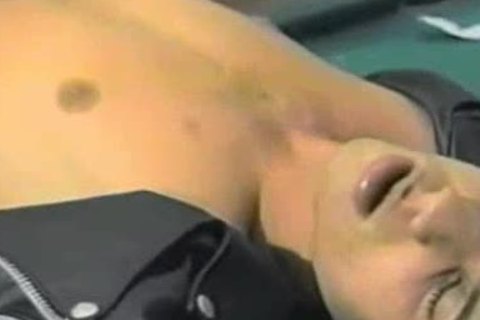 Leatthis manr Jacket twink On Pool Table