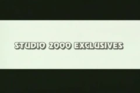 TWISTED- Studio 2000