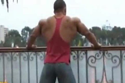 Hunk wanking sex scene