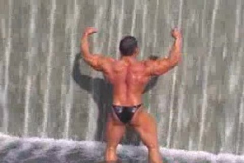 delicious Bodybuilder: Mark Alvisi