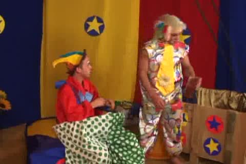 gay - pounding IN The CIRCUS