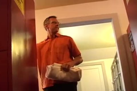 H0M DH4 Sh0w3r Buddi3s (J@y T@ylor)