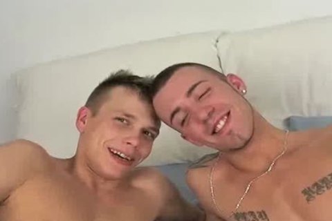 Wanking on live cam alongside hawt twink boy