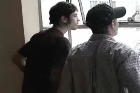 receive A grip - Jayounger cums In Trents throat!!