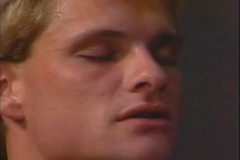 To massive for howdys britches