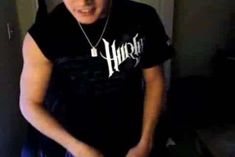 Jeremy Lory Jerks Off