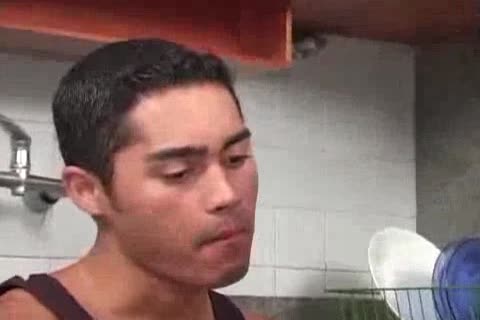 2 hawt Latinos