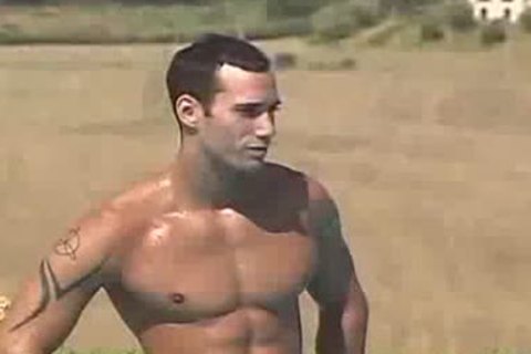 lascivious Bodybuilders Outdoor fuck