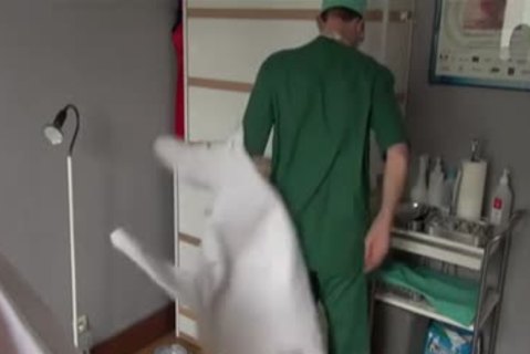 Cross dresser In Nylon gets A Close Shave