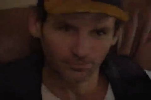 Amateur digs sloppy fucking