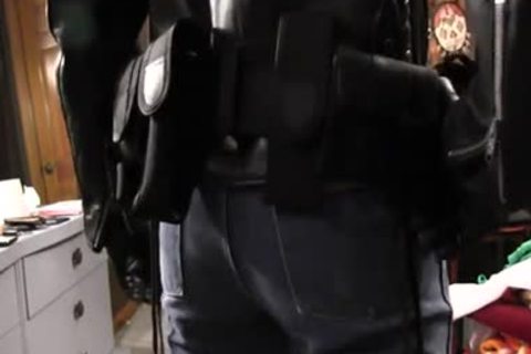 Border Patrol Jerks In Leatthis guyr Jacket And dirty Jeans