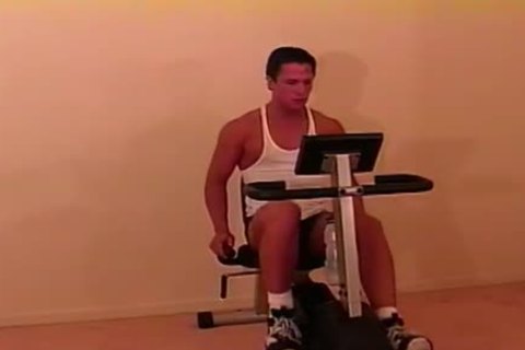 Frathouse boys - Scene 6 - Pacific Sun entertainfellowst