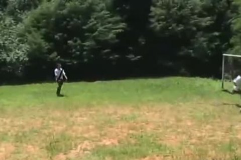 Futbol 3 - Scene 5 - The French Connection