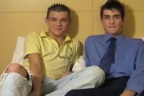 Kyle Is Tthellos dude First To receive jizz On Taylor\\'s stomach