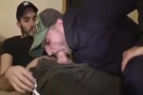 Macho bareback anal