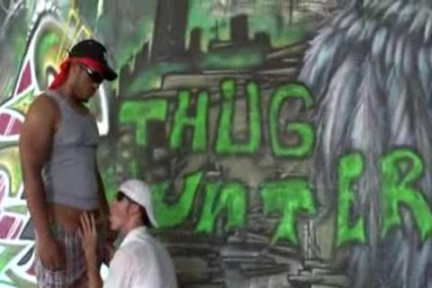 Thug loves ramming hard