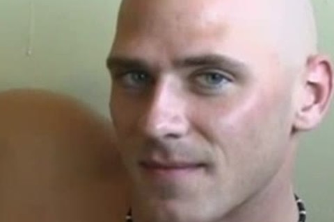 Tough man Damian receives naked and Masturbates