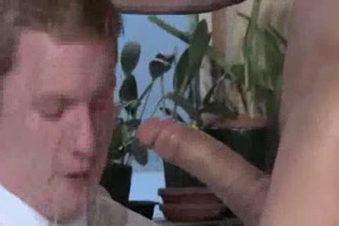 Hottest sucking dick