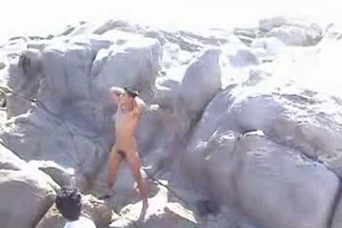Asian has a passion for hard sex