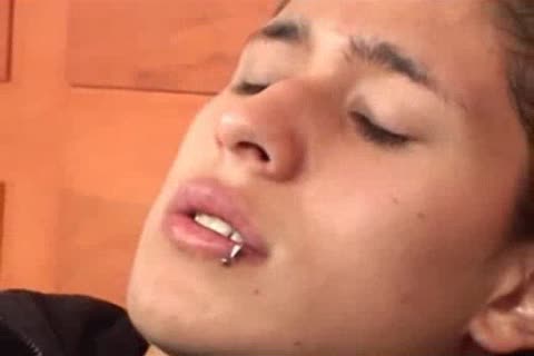 friendly Latino bang