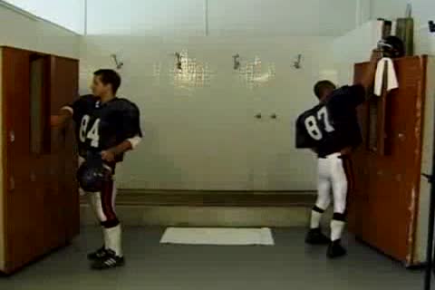 washroom Homo-sex With sucking peniss By 3 lads