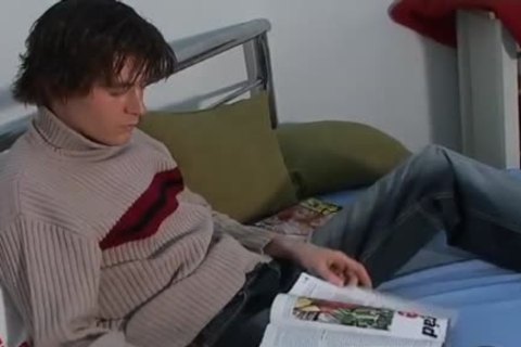 Skinny jerk offer receives off to straight porn
