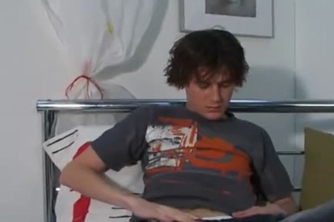 Skinny jerk offer receives off to straight porn