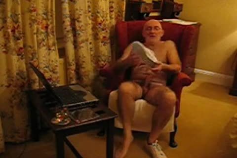 old Pervert jerk offing On cam