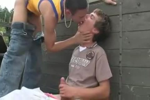 nakedback Skate fellas