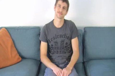 Flew In To suck penis