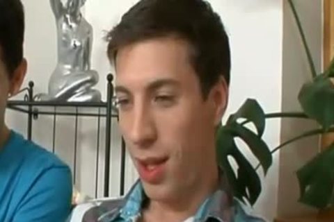 teen exposedBACK twink